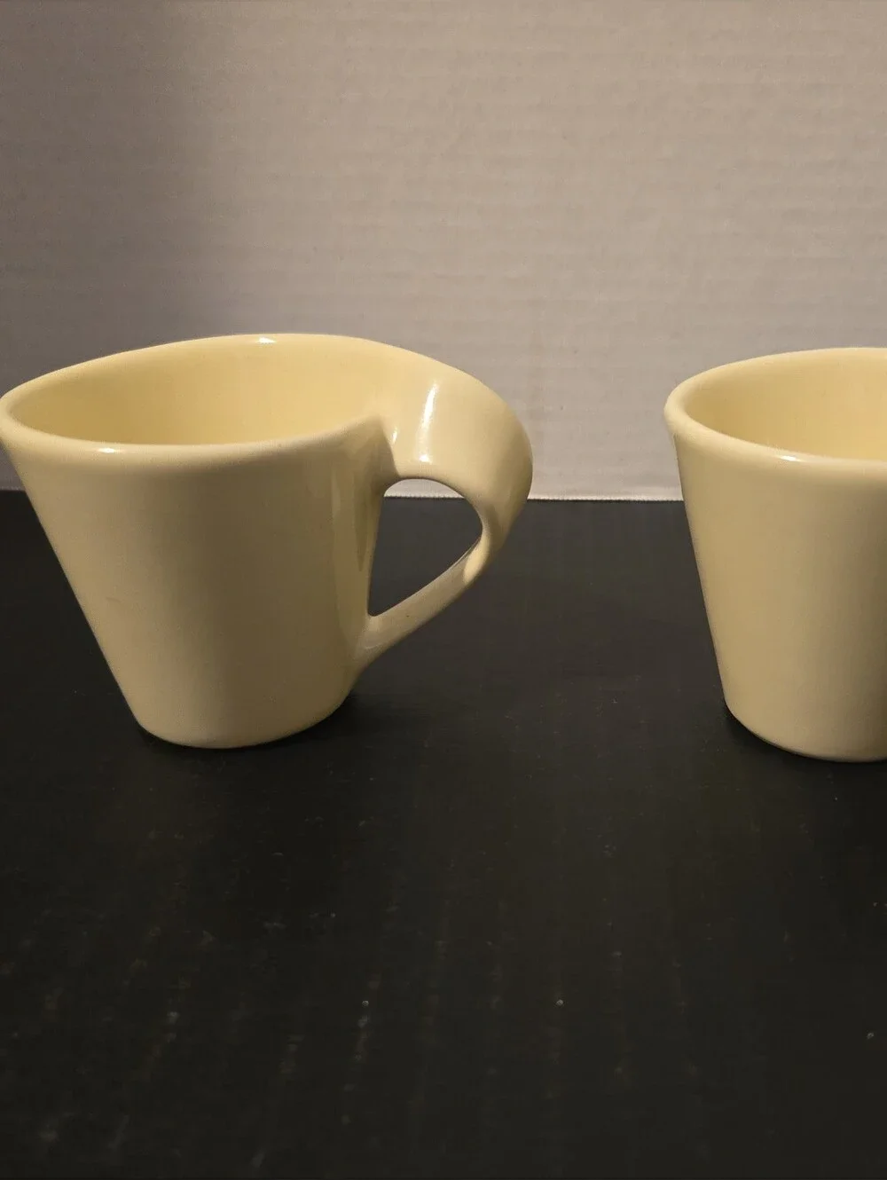 Villeroy & Boch New Wave Cream Espresso Demitasse Cups Mugs Set Of 2